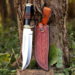 Cuchillos de Caza Personalizados al por Mayor a Precio Económico, Hechos a Medida, con Mango de Madera y Hoja de Acero Damasco Inoxidable - Los Más Vendidos con 3 Años de Garantía - Product Image 1