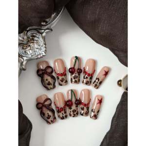 Accessorio per nail art con motivo leopardo, carino e pratico - Product Image 2