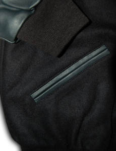 Chaqueta Bomber Deportiva Personalizada Azul Marino para Hombre, Estilo Universitario Informal, con Mangas de Cuero Blanco y Parches - Product Image 6