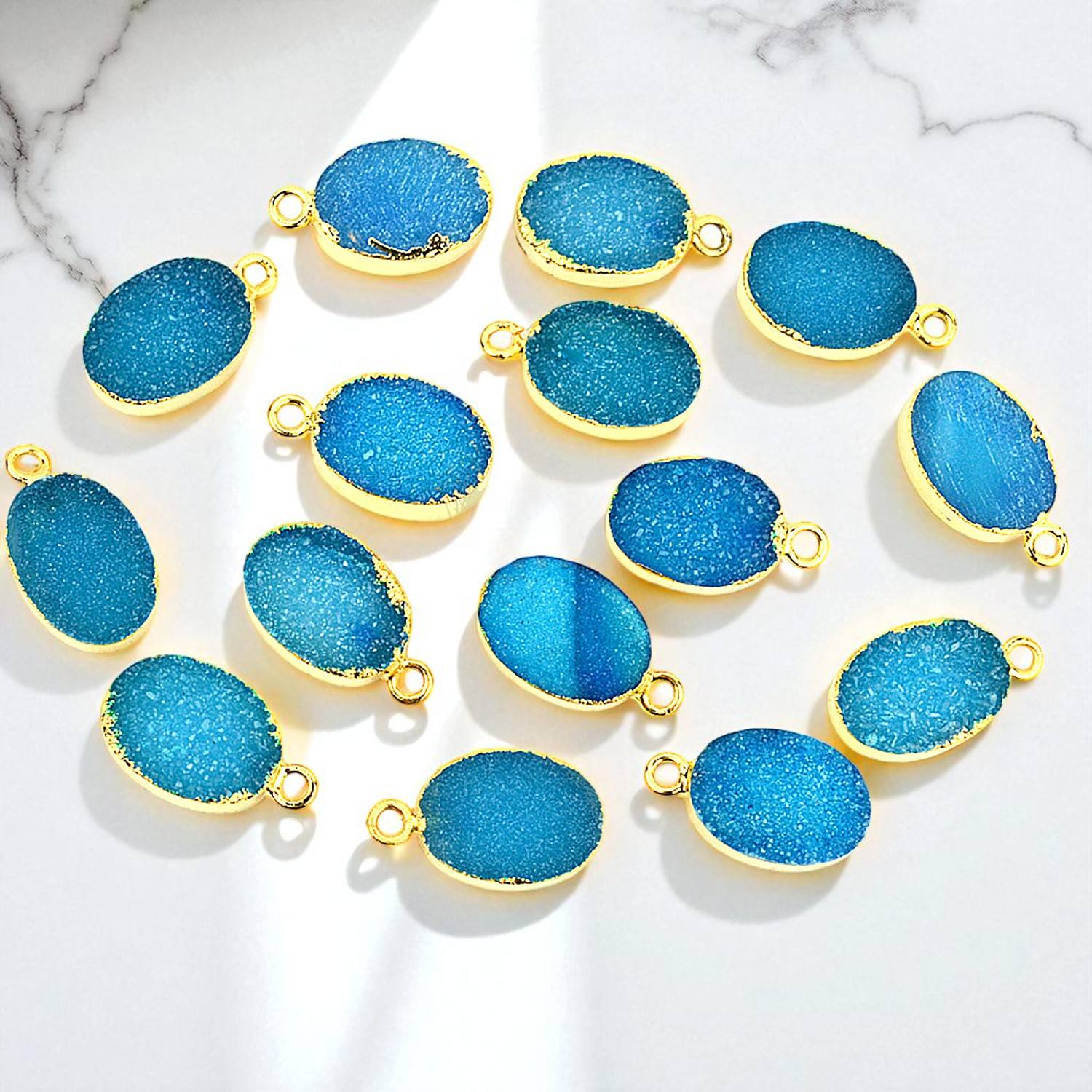 ดรูซี่สีฟ้าอ่อน