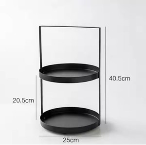 Plateau de service en métal de luxe personnalisable avec poignée pour fêtes, plats et assiettes - Product Image 2