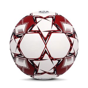 Pallina Futsal Indoor legata termicamente con superficie in pelle sintetica per un basso controllo di rimbalzo, gioco di precisione e sessioni di gioco ricreativo - Product Image 6