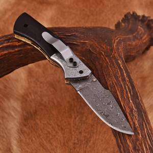 Cuchillo plegable de acero de Damasco hecho a mano personalizado con mango de madera/hueso y diseño de bloqueo interno OEM ODM disponible suministro de fábrica - Product Image 3