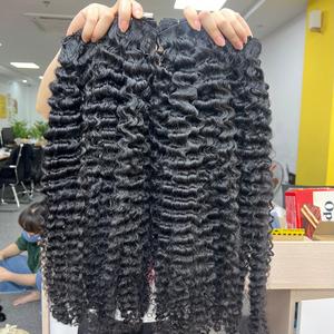 Cabello rizado de trama de la mejor calidad, cabello humano 100%, cabello crudo Camboyano de un donante - Product Image 1