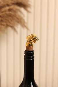 Tapón de botella de metal hecho a mano H.M.A con base de corcho para botellas de vino elemento de barra decorativo elegante - Product Image 6