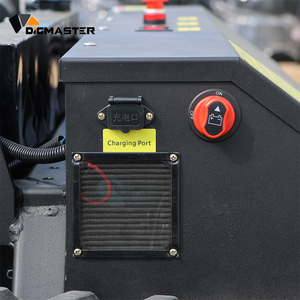 Tondeuse à pente RC 25HP avec moteur Loncin 900mm pour la prévention et le débroussaillage des incendies forestiers - Product Image 2