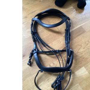 Brida anatómica de cuero negro de tamaño completo/Extra completo con riendas Brida de cuero de caballo de alta calidad disponible para exportación a granel - Product Image 1
