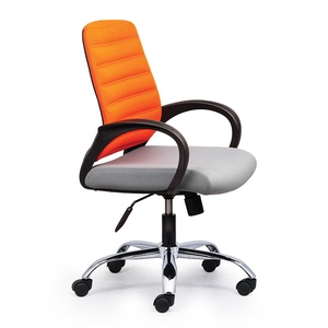 HOM1018-01 Chaise de bureau ergonomique pivotante avec dossier rembourré, base en métal chromé, design minimaliste, hauteur réglable, matériau en tissu - Product Image 1