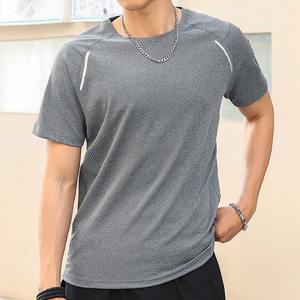 Camiseta de cuello redondo suave para hombre personalizada con servicio OEM, estilo Formal, compresión muscular para gimnasio, hecha de tejido de punto de poliéster - Product Image 1