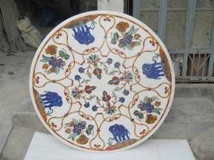 Dessus de table en pierre semi-précieuse avec des intérieurs élégants Meubles de salle à manger traditionnels sophistiqués avec - Product Image 4