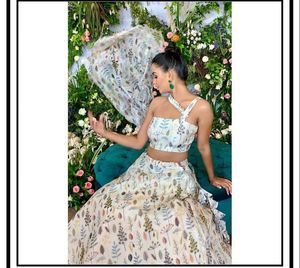 Ấn Độ Bridal Wear Thêu Làm Việc Nặng Organza Silk Chine In Kỹ Thuật Số <span class=keywords><strong>Lehenga</strong></span> Với Biên Giới Nặng Dupatta Và Đầy Đủ Choli - Product Image 2