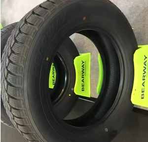 Neumático de Invierno Usado 205/50R17, Neumático de Nieve para Automóvil de Pasajeros - Product Image 1