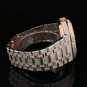 Reloj de diamantes de oro rosa con moissanita helada de gama alta con busto hacia abajo Reloj de diamantes para hombre disponible a un precio asequible - Product Image 2