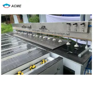 Machine de scie à onglets de qualité supérieure avec trois têtes système de piston pneumatique Table à rouleaux auxiliaire pierre de poussée - Product Image 1