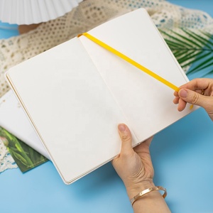 Cuaderno de Tapa Dura Personalizado Wild Ideas para <span class=keywords><strong>Almas</strong></span> Creativas con Impresión en Dorado y Banda Elástica - Product Image 3