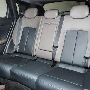 Venta Especial Changan CS55 Plus PHEV Mini Auto Híbrido Enchufable SUV Eléctrico Autonomía de 125 km 5 Puertas 5 Plazas 158kW Batería de 18.4kWh - Product Image 5