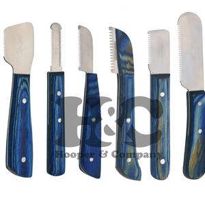 Ensemble de ciseaux et de brosses de toilettage pour animaux de compagnie de luxe moderne avec un design écologique en acier inoxydable durable - Product Image 2