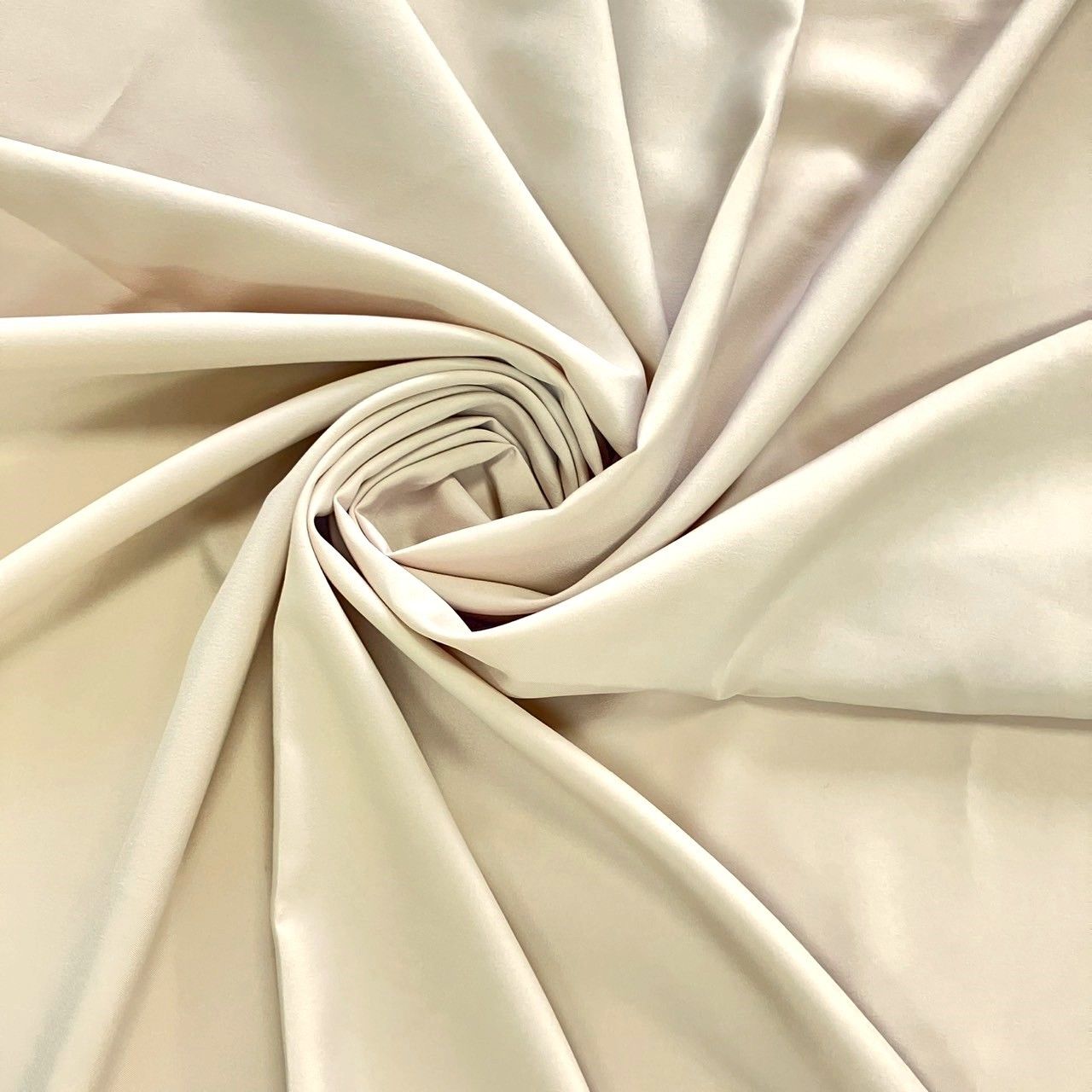 สีน้ำตาลอมเทา