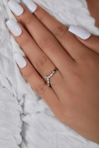 มาร์คีสตัดเพชรวงแต่งงานประดับรูปตัววีแหวนทองขาวแบบคู่กับเพชรที่สง่างามสำหรับชุดเจ้าสาว - Product Image 2