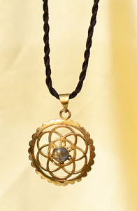 Venta al por mayor 14K Chakra chapado en oro labradorita colgante lindo occidental boda fiesta joyería regalo para mujeres con diamante piedra principal - Product Image 6