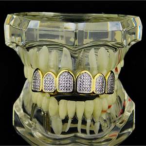 Souper élégant Hip Hop mode diamant Grillz sur mesure pour hommes et femmes bijoux au meilleur prix de l'Inde - Product Image 4