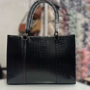 Sac fourre-tout en cuir PU avec logo personnalisé de haute qualité sac à main d'automne à fermeture éclair avec broderie de luxe de créateur pour femmes personnalisable - Product Image 1