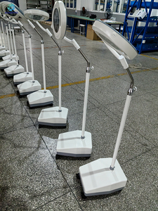 Lampe d'examen <span class=keywords><strong>LED</strong></span> portable sur pied pour clinique, théâtre, examen médical - Product Image 4