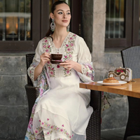 Setelan Kurta/Kurti 3 Potong Fabzone Premium untuk Wanita, Bahan Asetat Putih, Model Tradisional Musim Dingin, Longgar, Panjang hingga Lutut, Bordir Berat