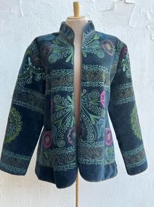 Nouvelle Arrivée : Veste Courte Unique de Haute Qualité et Écoresponsable avec Broderie Suzani – Idéale pour l'Hiver, Nouvelle Exportation, Style Décontracté - Product Image 2