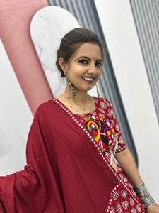 Navratri กาธิพิเศษทำงานร่วมกับกระจกลูกไม้ผ้าฝ้ายแท้ lehenga choli สำหรับงานแต่งงานแฟชั่นชาติพันธุ์และฟังก์ชั่นงานรื่นเริง - Product Image 2