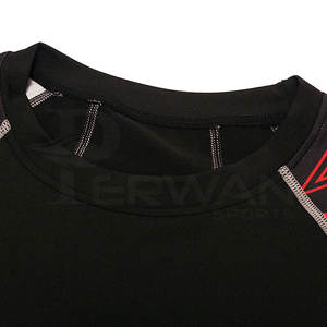 Vêtements de sport coupe ajustée de couleur unie pour hommes en vente - Product Image 6