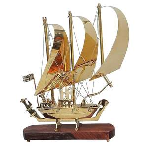 Le plus populaire conçu or métal bateau maison intérieur métal artisanat ornements haute finition navire pour la maison Accent - Product Image 2