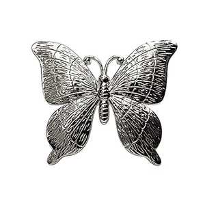 2024 ยอดนิยมหรูหราสร้างสรรค์จํานวนมากขายส่งโต๊ะผีเสื้อเงินแหวนผ้าเช็ดปากโลหะอุปกรณ์เสริมตาราง - Product Image 5