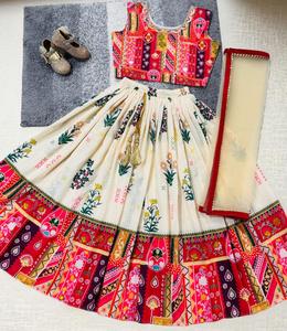 Alta demanda Muselina exclusiva Algodón Impreso Niños Lehenga Choli Fabricante de India a la tarifa más baja - Product Image 5