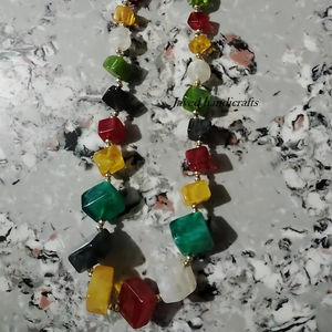 Joyería de moda collar de resina Venta caliente de la India collar de resina hecho a mano para mujeres y niñas aspecto clásico - Product Image 6