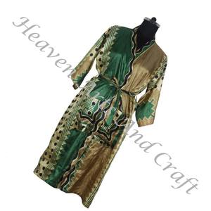 Bohemio indio hecho a mano Vintage seda Sari Floral impreso ropa de dormir Albornoz Maxi vestido étnico playa verano venta al por mayor KL017 - Product Image 6