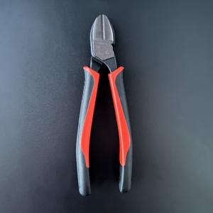 Alicates de corte de Doble Material de acción compuesta diagonal serie Pro de 8" - Product Image 3