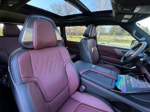 Magnifique INFINITI QX-80 Autograph 4x4, transmission automatique, V6 cylindres - Product Image 3