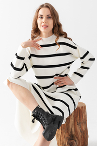 Robe en Maille pour Femme Col Rond Rayée à Manches Longues Chaude Élégante et Confortable Robe Hijab Décontractée avec Fente Détaillée Services OEM - Product Image 4