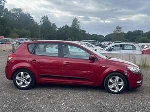 KIA CEED 1.6 2 2010 USADO, Volante a la Izquierda/Derecha - Product Image 2