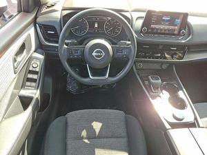 Nissan Rogue SV 2023, Tracción en las Cuatro Ruedas, Caja de Cambios Automática, Título Limpio, Sin Accidentes, con Bajo Kilometraje, Listo para Envío - Product Image 5