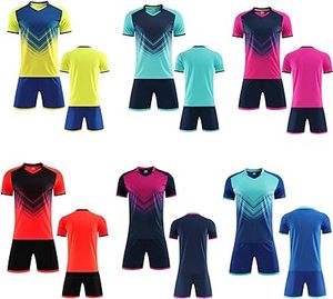 2024 conjuntos de uniformes de fútbol de poliéster 100% de alta calidad personalizados, kits de fútbol ligeros de secado rápido, logotipo bordado, estilo de traje completo - Product Image 1