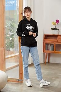 เสื้อฮู้ดดี้พิมพ์ลายกราฟิกสำหรับผู้ชายแบบขายส่ง ผ้าฟลีซหนานุ่ม ปักลายดิจิทัล เป็นมิตรกับสิ่งแวดล้อม สไตล์สตรีทแวร์สำหรับฤดูหนาว - Product Image 4