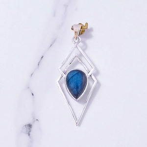 <b>Top</b> Quality Natural Blue Fire Labradorite With <b>Rainbow</b> Moonstone Gemstone Sterling Silver Fine Pendants - Product Image 2