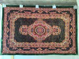 Alfombra Persa Hecha a Mano con Seda Pura, Alfombra Oriental de Diseño Anudada a Mano, de Lujo y Calidad Premium para Sala de Estar, Dormitorio u Hotel - Product Image 2