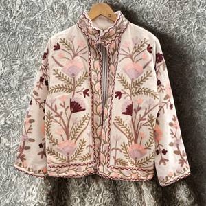 Veste courte en velours Suzani pour femmes |   Robe kimono en velours brodé Suzani |   Veste bomber de rue - Product Image 1