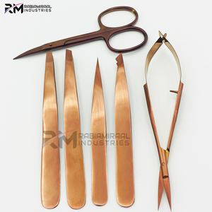 RMI – Nouveau produit tendance de haute qualité : Ensemble de pinces à cuticules/ciseaux à ressort et pinces à sourcils, finition or rose mat, 4 modèles de coupe différents - Product Image 2
