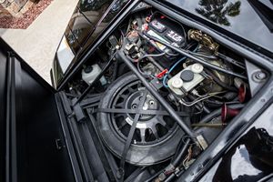 Offre exceptionnelle : Lamborghini Countach 1989, 25e anniversaire, prête à être expédiée - Product Image 3