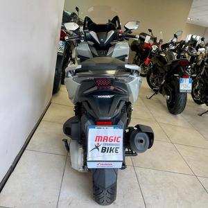 Pour scooter à essence Honda Forza 350 - Product Image 6