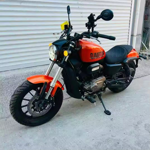 Meilleure moto à essence Curiser, refroidie par eau, 200-400 cm³, >80 km/h, caractéristiques en surbrillance, prête à être expédiée - Product Image 1